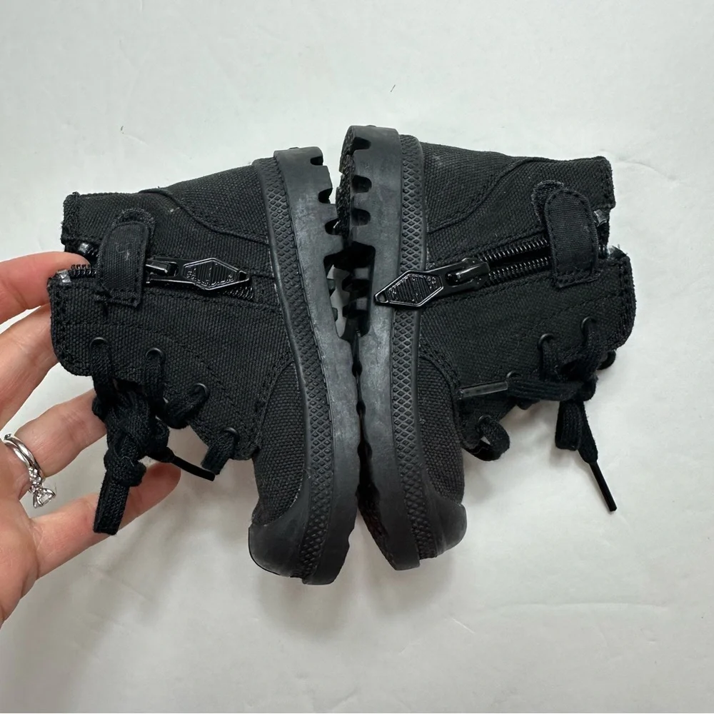 Palladium size toddler